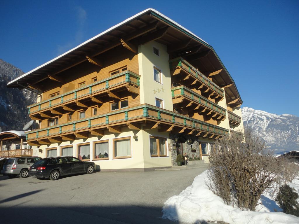 Hotel Gasthof Jaeger Zillertal Schlitters Eksteriør bilde