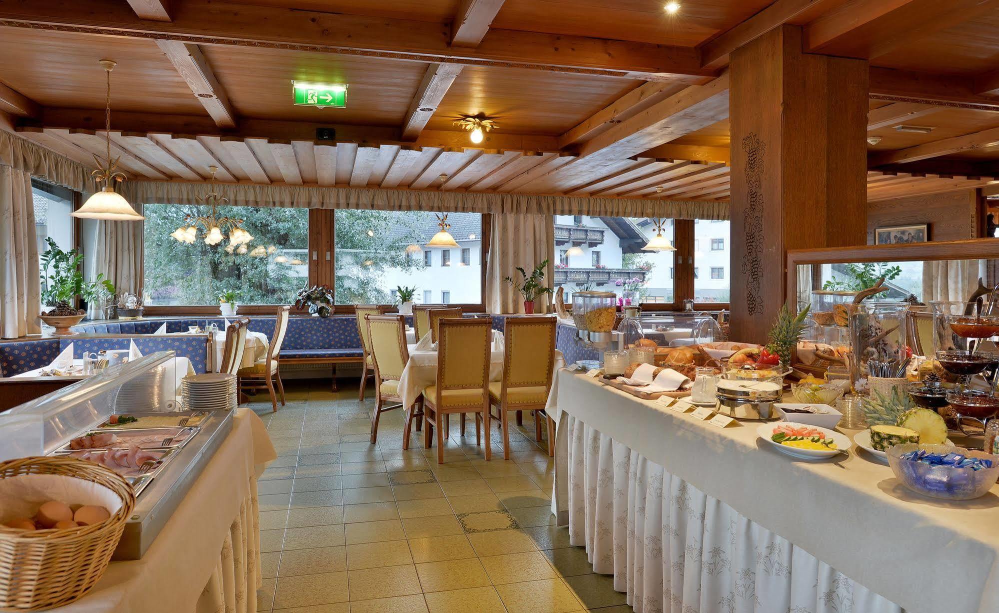 Hotel Gasthof Jaeger Zillertal Schlitters Eksteriør bilde