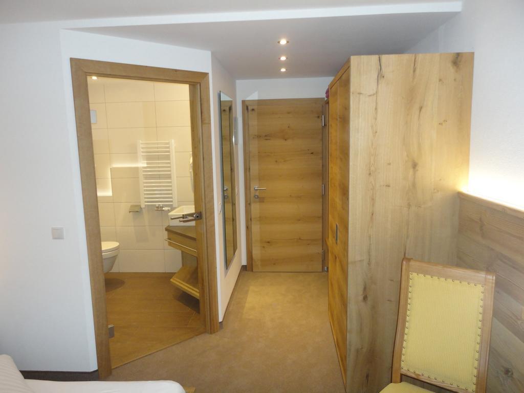 Hotel Gasthof Jaeger Zillertal Schlitters Rom bilde