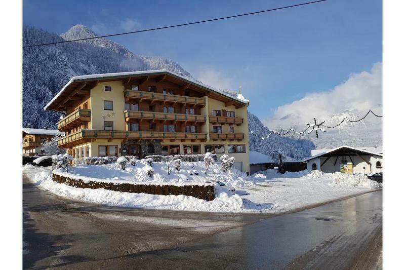 Hotel Gasthof Jaeger Zillertal Schlitters Eksteriør bilde